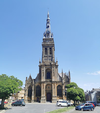 Basilique Notre-Dame d'Espérance